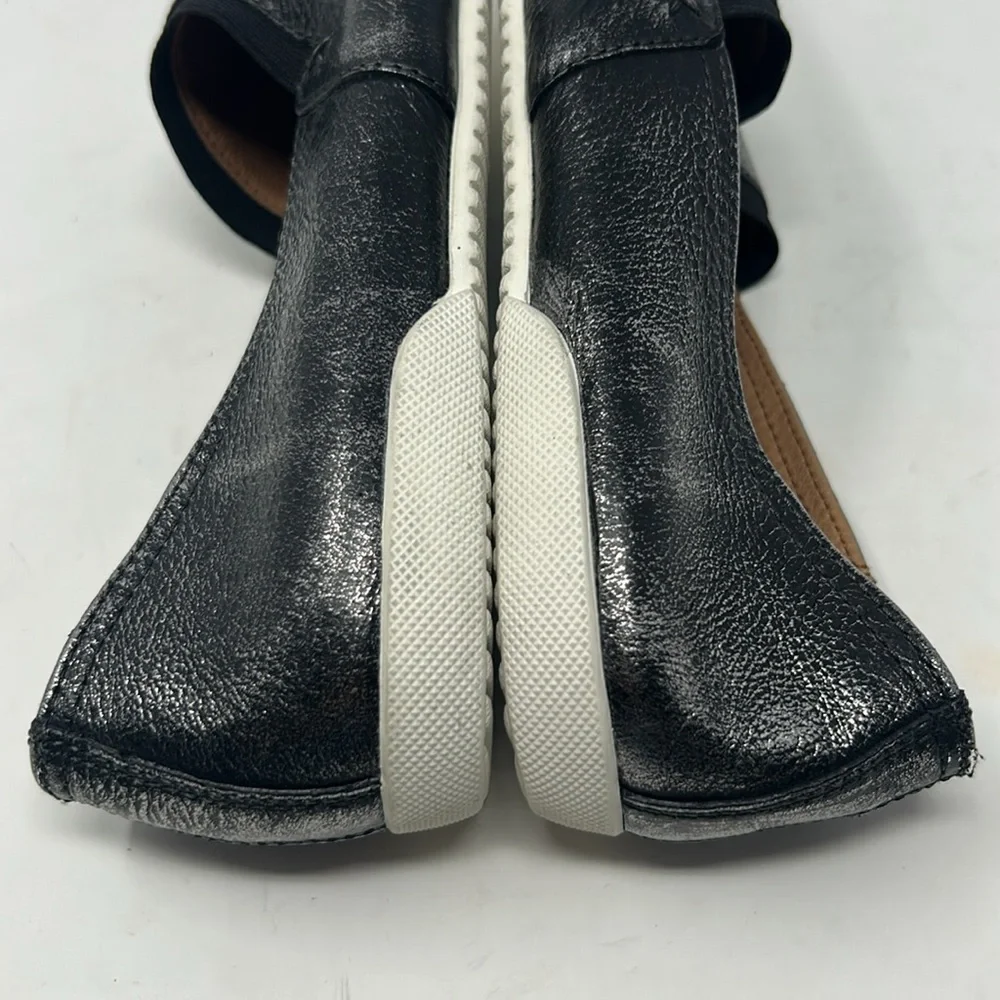 Frye Melanie Metallic Slip-On Sneakers Size 10 Excellent Condition